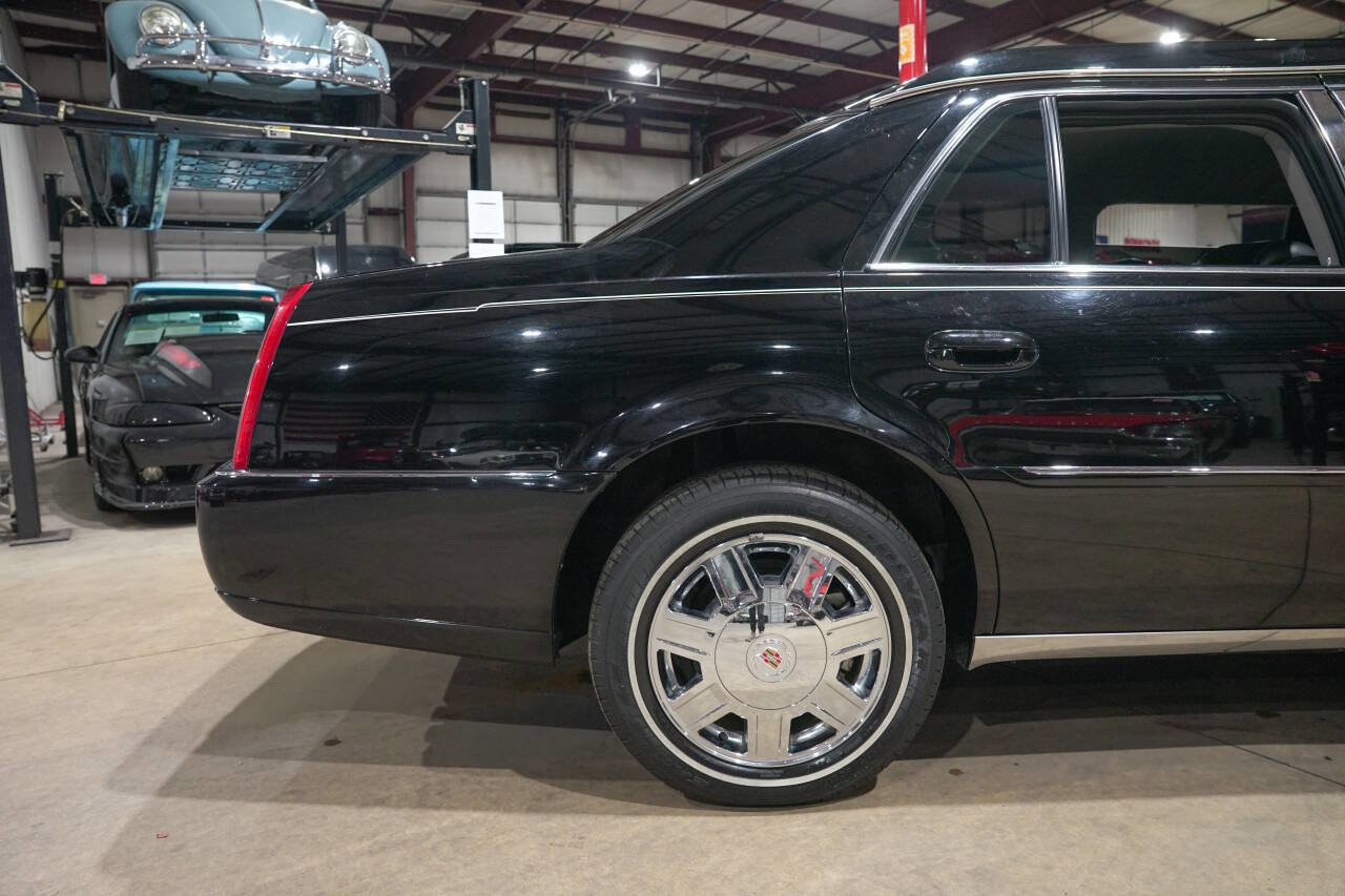 Used 2008 Cadillac DTS Limousine FWD image 9