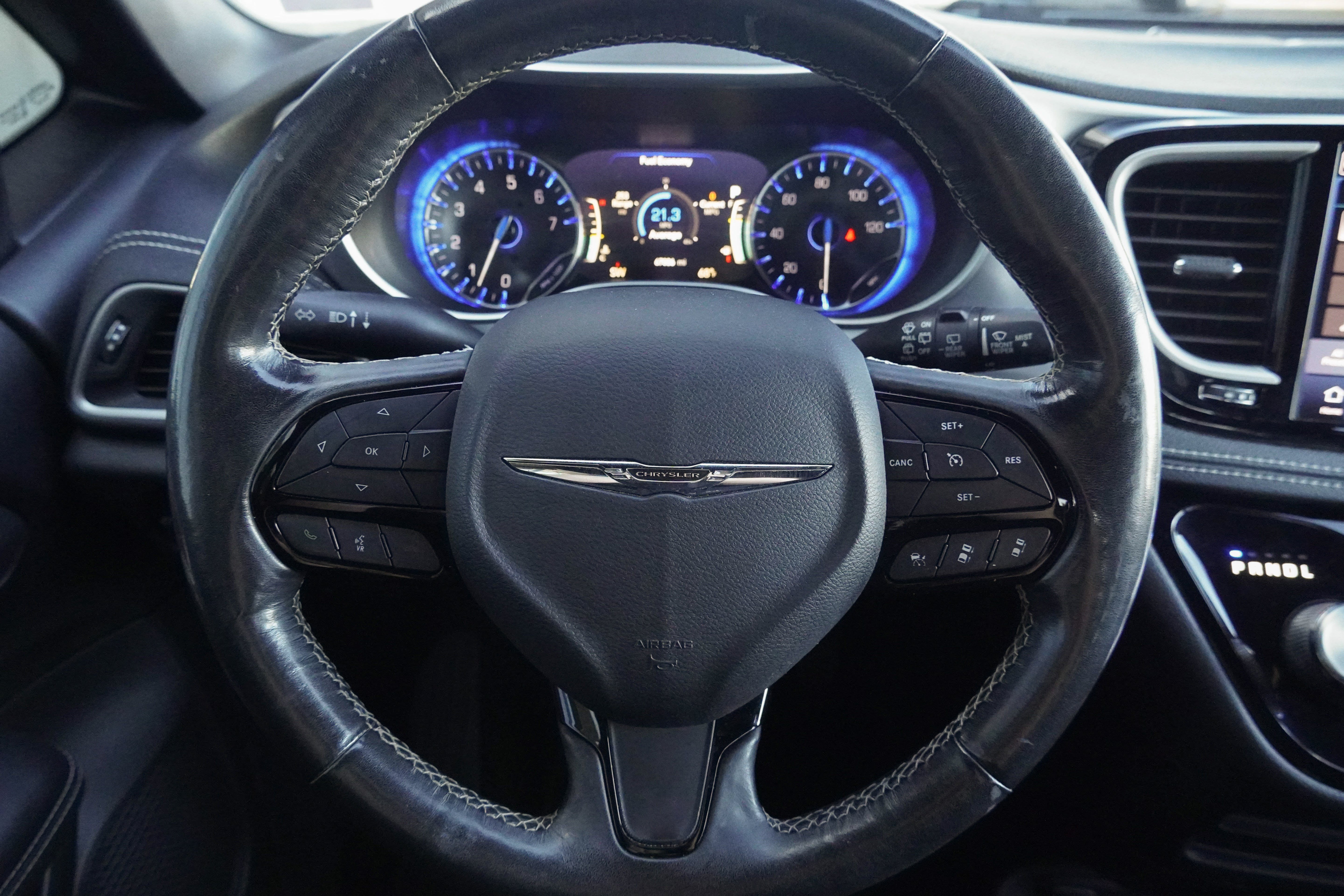 Used 2021 Chrysler Pacifica Touring w/ S Appearance Package FWD image 17