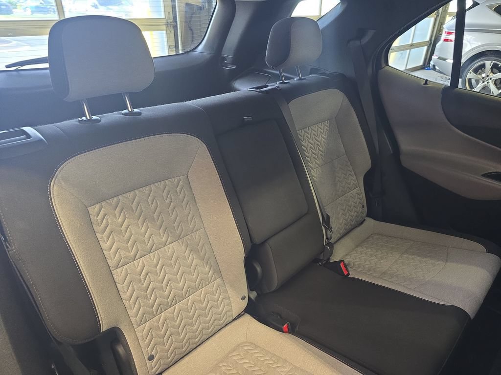 Used 2022 Chevrolet Equinox LT FWD image 12