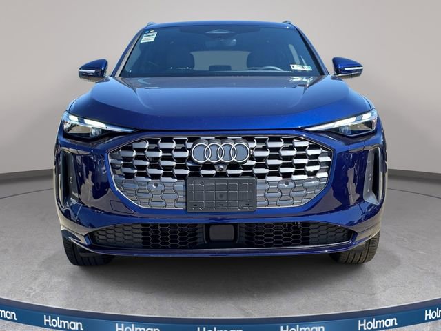 Certified 2025 Audi Q5 Premium w/ Convenience Package AWD/4WD image 2
