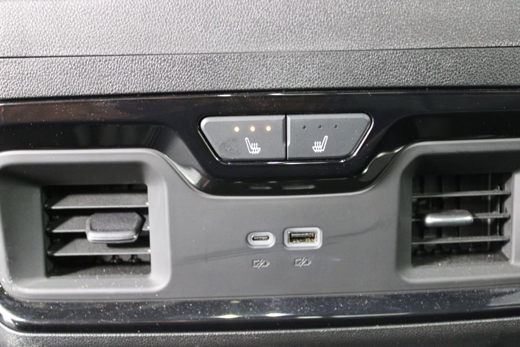 Used 2024 GMC Sierra 2500 AT4 w/ AT4 Premium Plus Package image 23