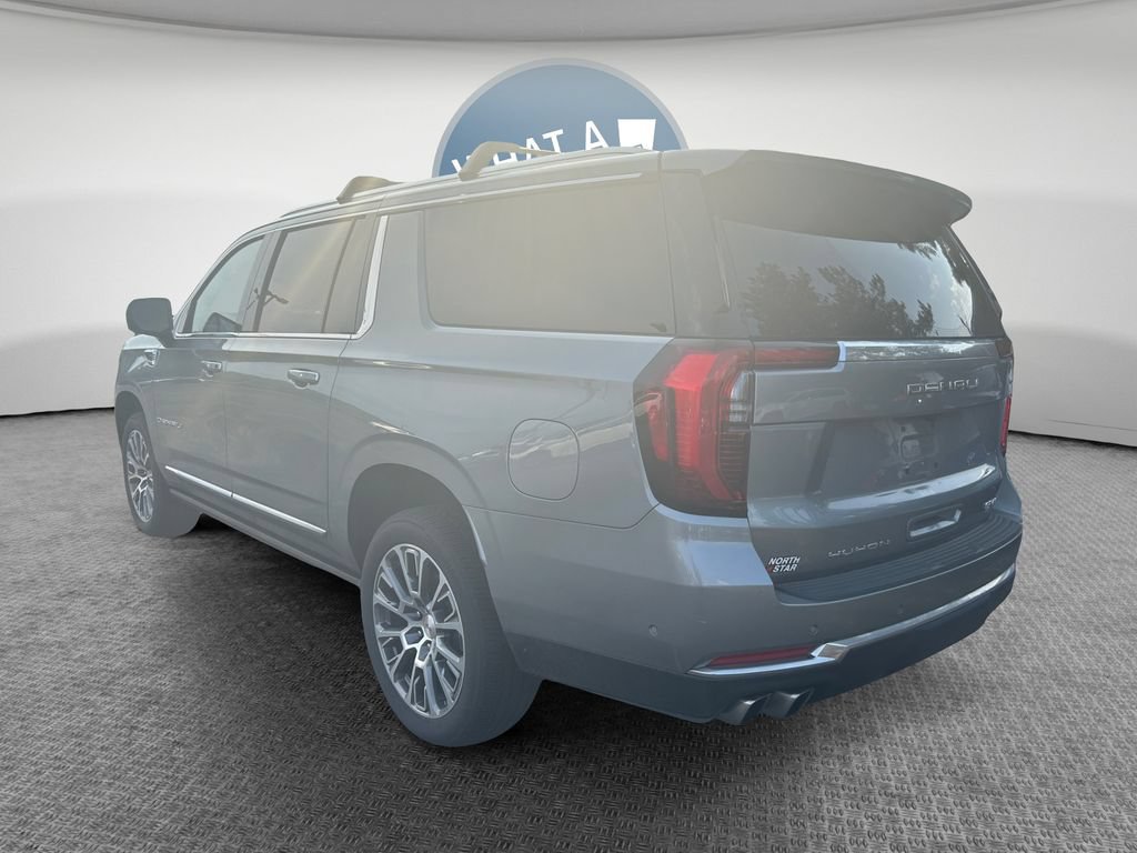 Used 2026 GMC Yukon XL Denali w/ Sun & Power Step Package AWD/4WD image 6
