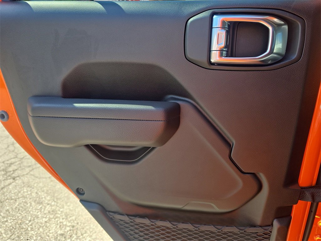 New 2025 Jeep Gladiator Sport image 26