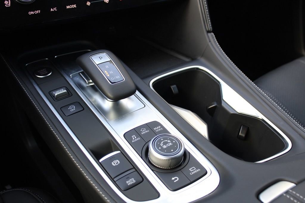 Certified 2025 INFINITI QX60 Luxe image 23