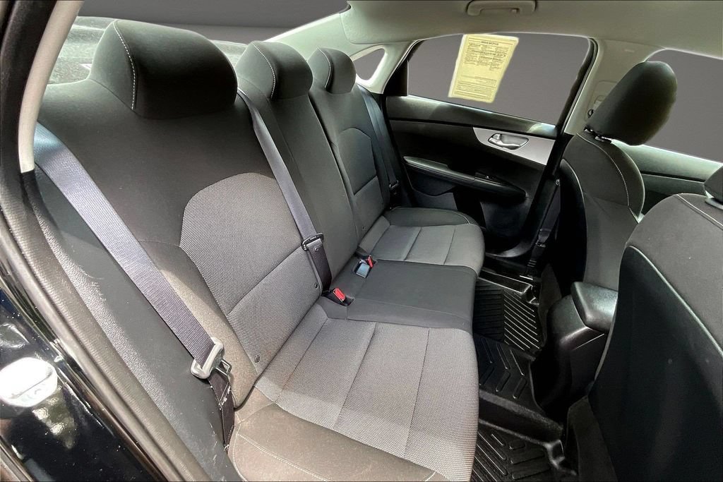 Used 2024 Kia Forte LXS FWD image 28