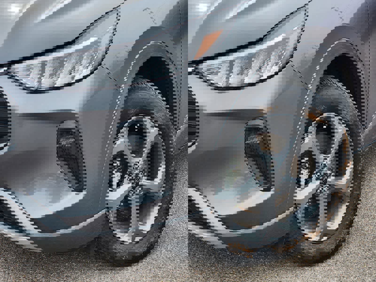 Used 2023 Ford Escape ST-Line image 2