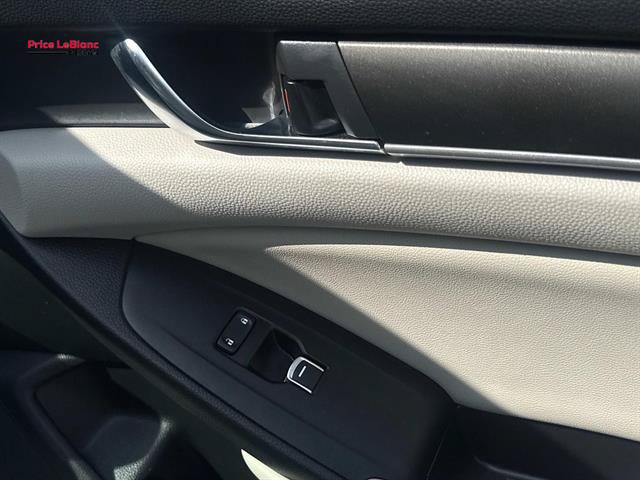 Used 2019 Honda Accord LX image 13