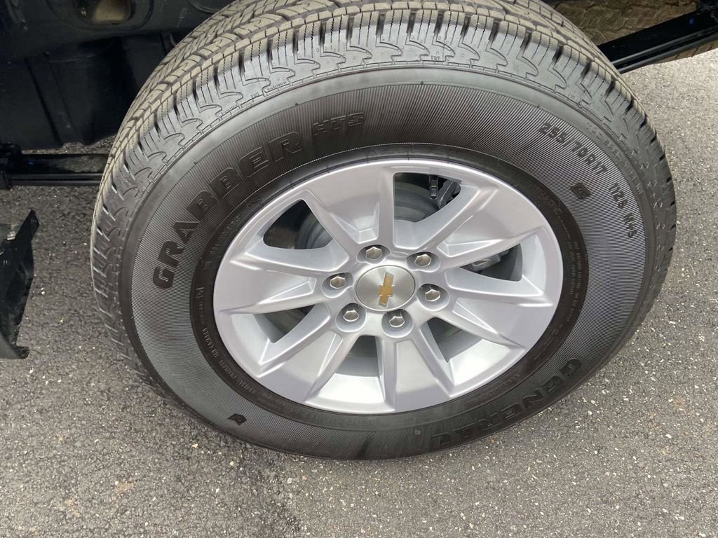 Used 2026 Chevrolet Silverado 1500 LT image 11