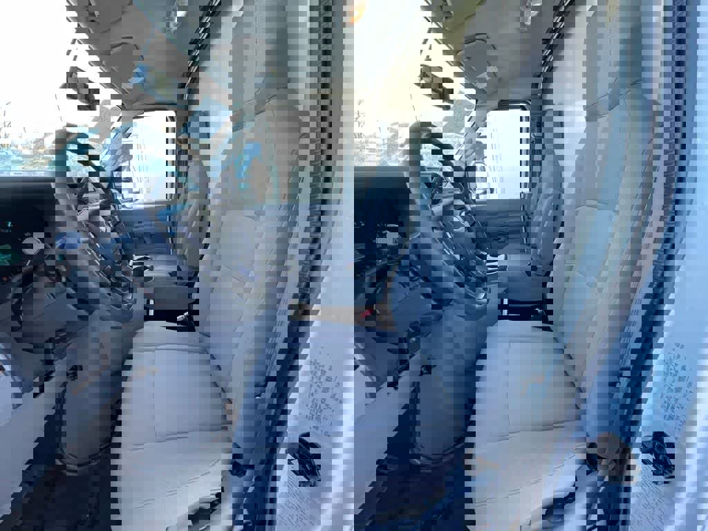 New 2024 Ford E-450 and Econoline 450 Super Duty w/ Power Windows & Locks Group image 15