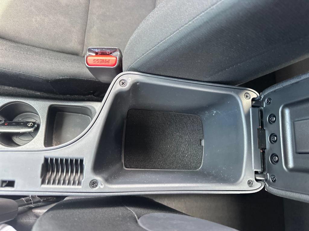 Used 2024 Nissan Kicks S FWD image 18
