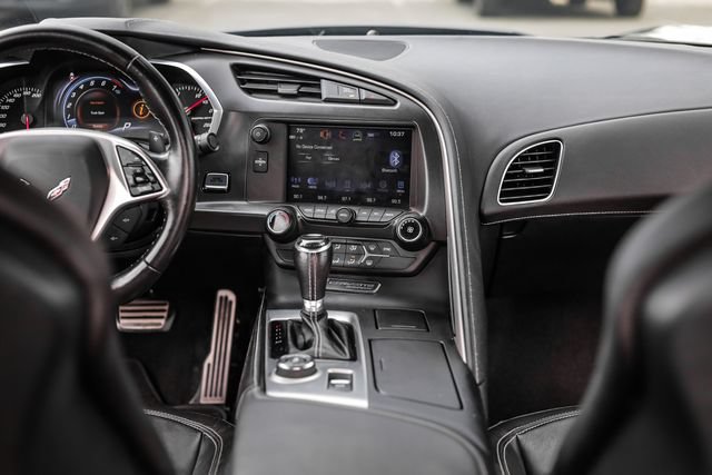 Used 2019 Chevrolet Corvette Stingray Coupe w/ 1LT RWD image 46