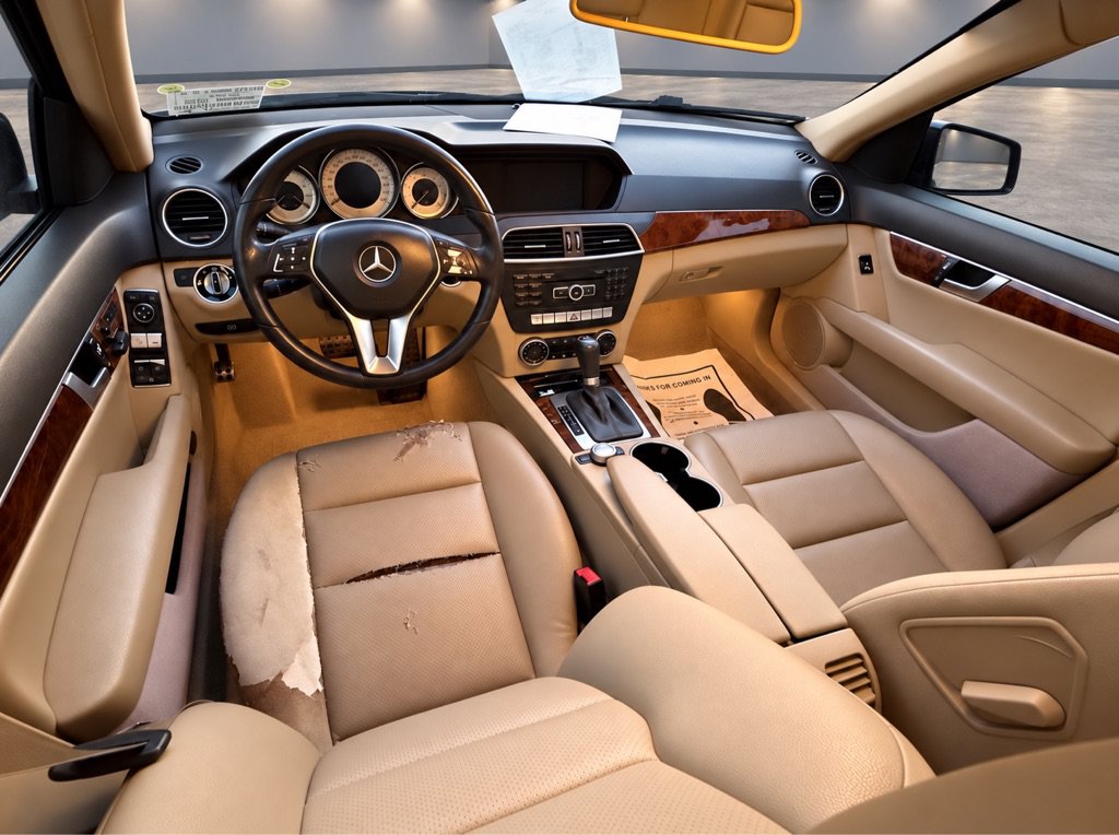 Used 2012 Mercedes-Benz C 300 4MATIC Sedan image 14