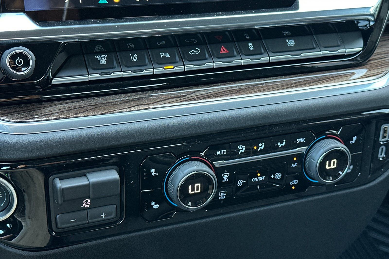 New 2026 Chevrolet Silverado 2500 LT w/ Safety Package image 20