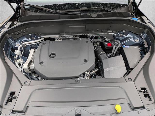 New 2026 Volvo XC90 B6 Plus w/ Protection Package Premier image 19