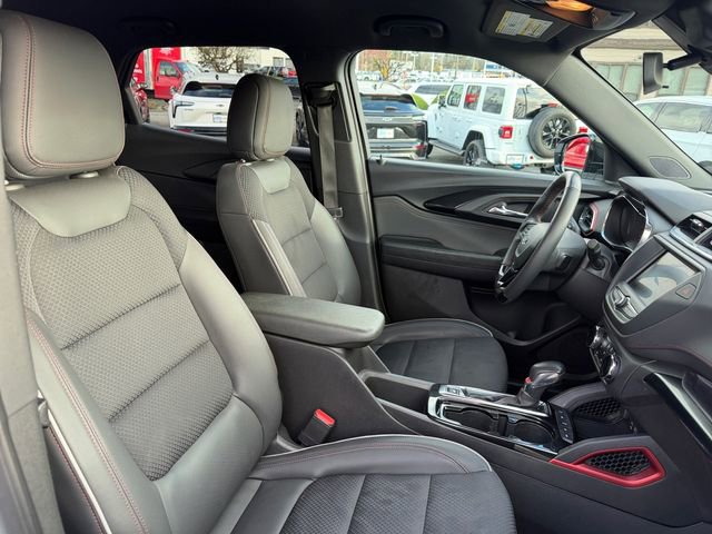 Used 2023 Chevrolet TrailBlazer RS image 36