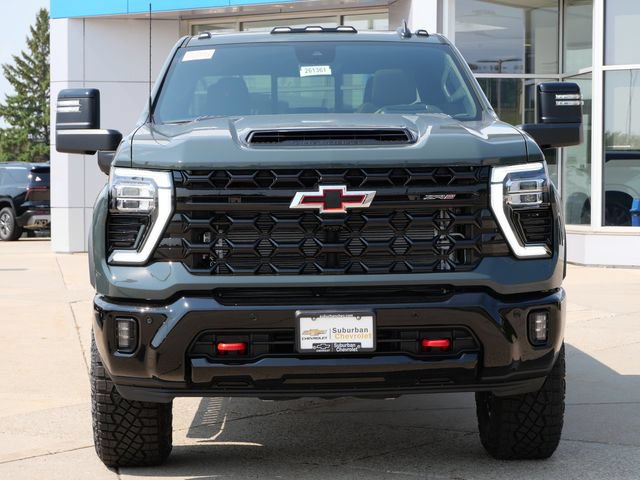 New 2026 Chevrolet Silverado 2500 ZR2 AWD/4WD image 2