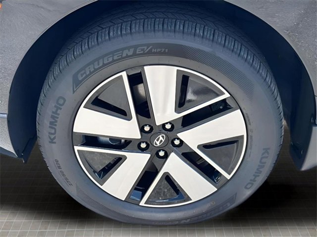New 2026 Hyundai Ioniq 9 SEL image 19