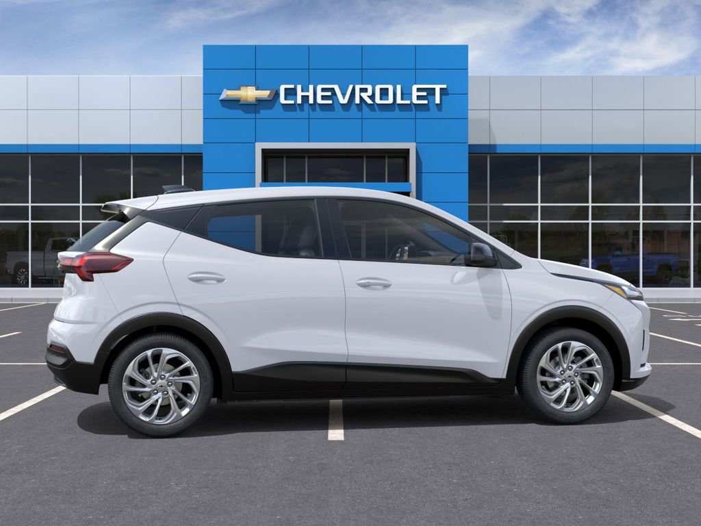 New 2027 Chevrolet Bolt LT FWD image 5