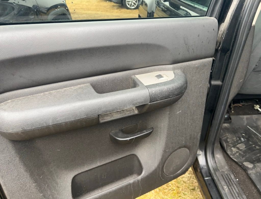 Used 2009 Chevrolet Silverado 1500 LT w/ Power Pack Plus image 6