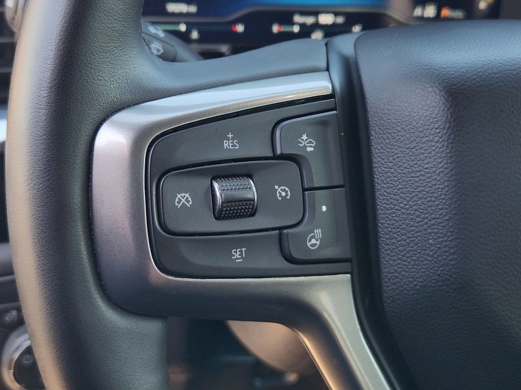 Used 2023 Chevrolet Silverado 1500 LT image 34