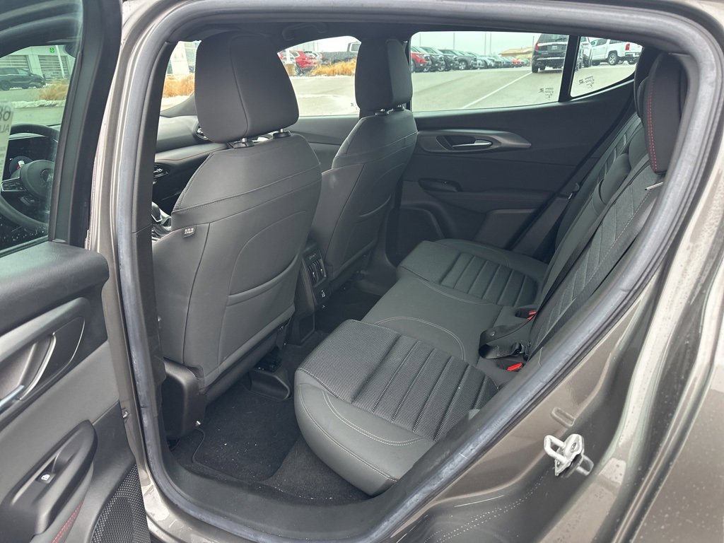 Used 2024 Dodge Hornet R/T w/ R/T Blacktop Package image 4