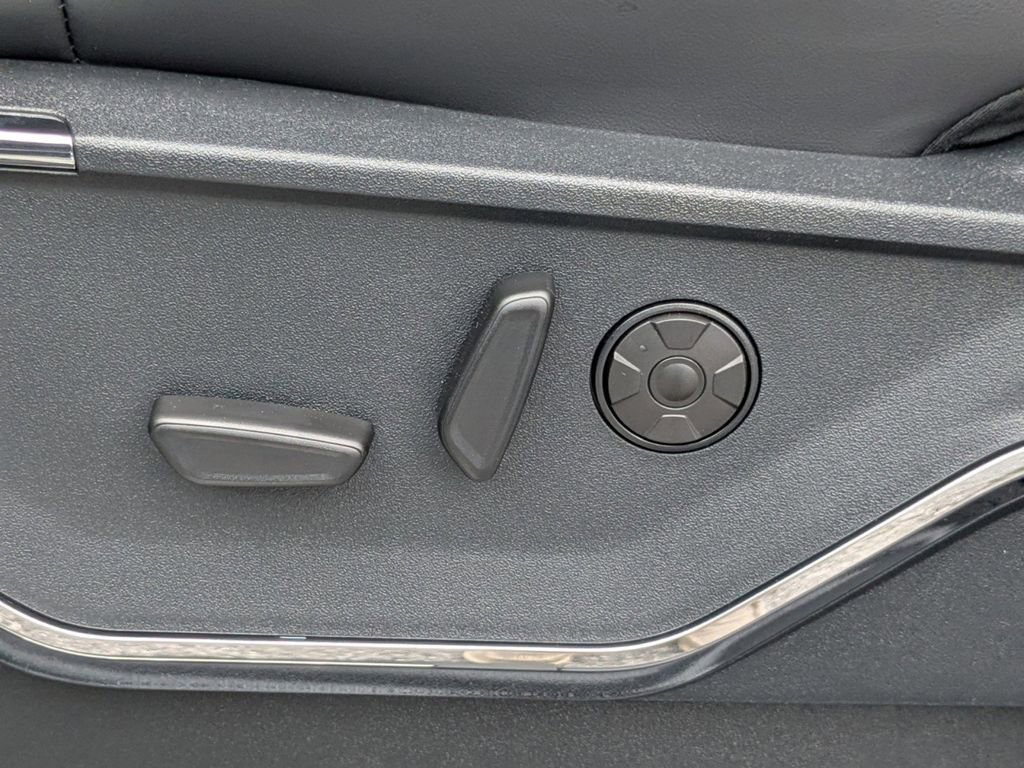 New 2026 Ford F250 Platinum image 20