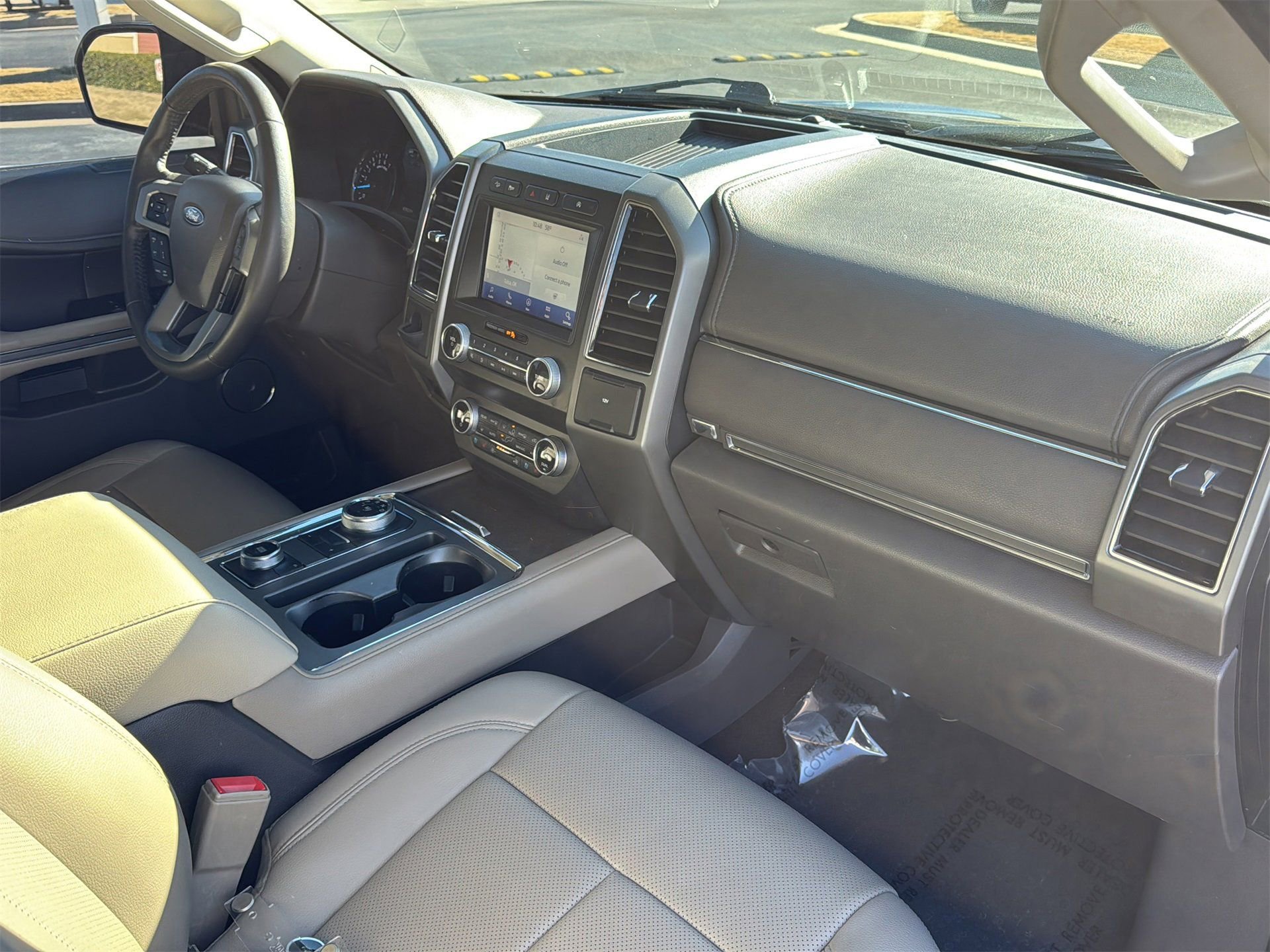 Used 2021 Ford Expedition XLT image 29