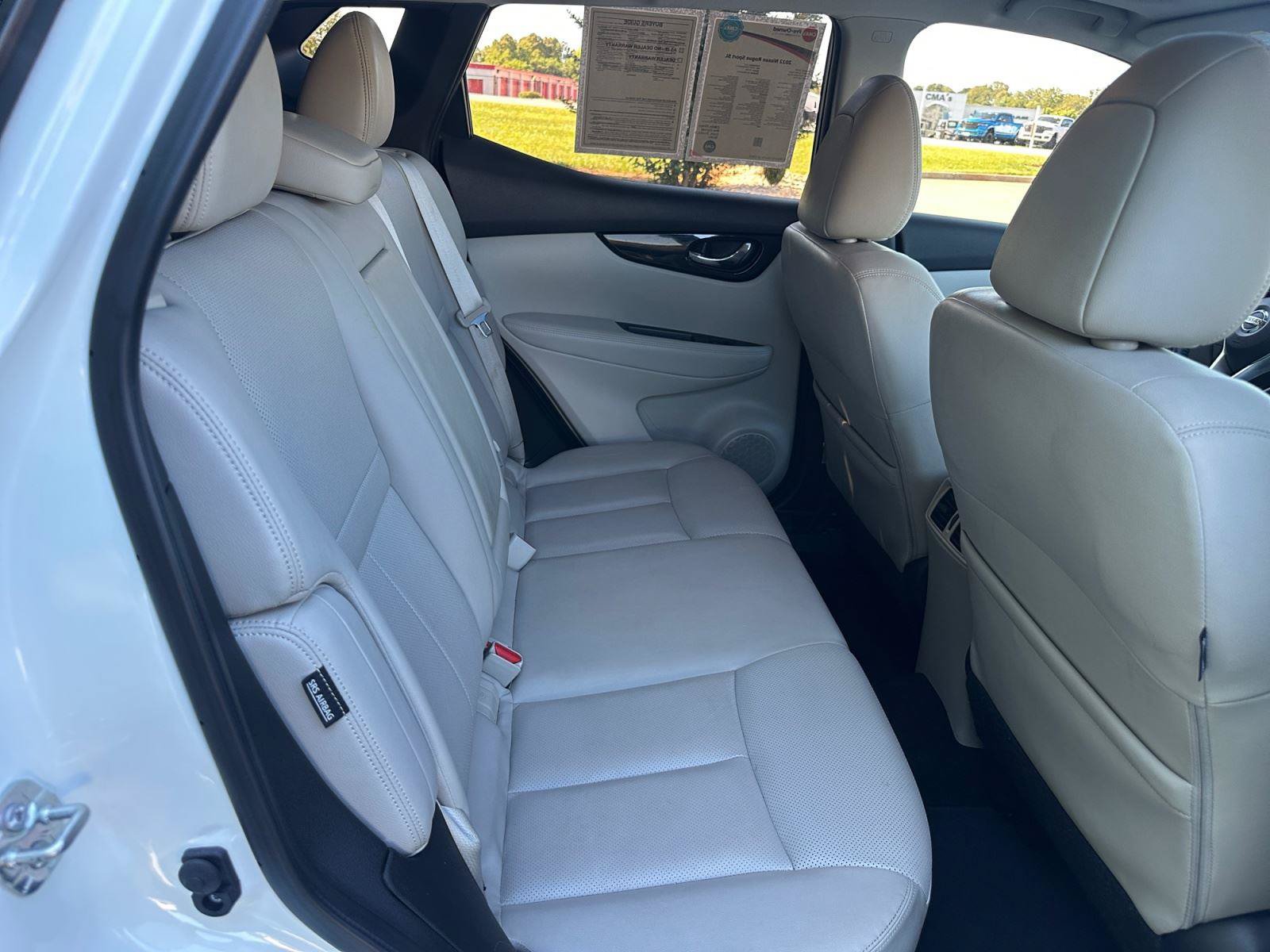 Used 2022 Nissan Rogue Sport SL w/ Premium Package AWD/4WD image 28