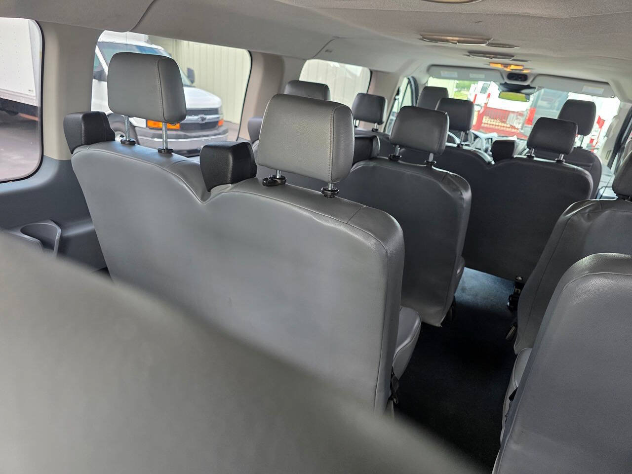 Used 2019 Ford Transit 350 XL RWD image 21