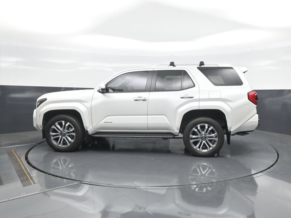 Used 2025 Toyota 4Runner Limited AWD/4WD image 4
