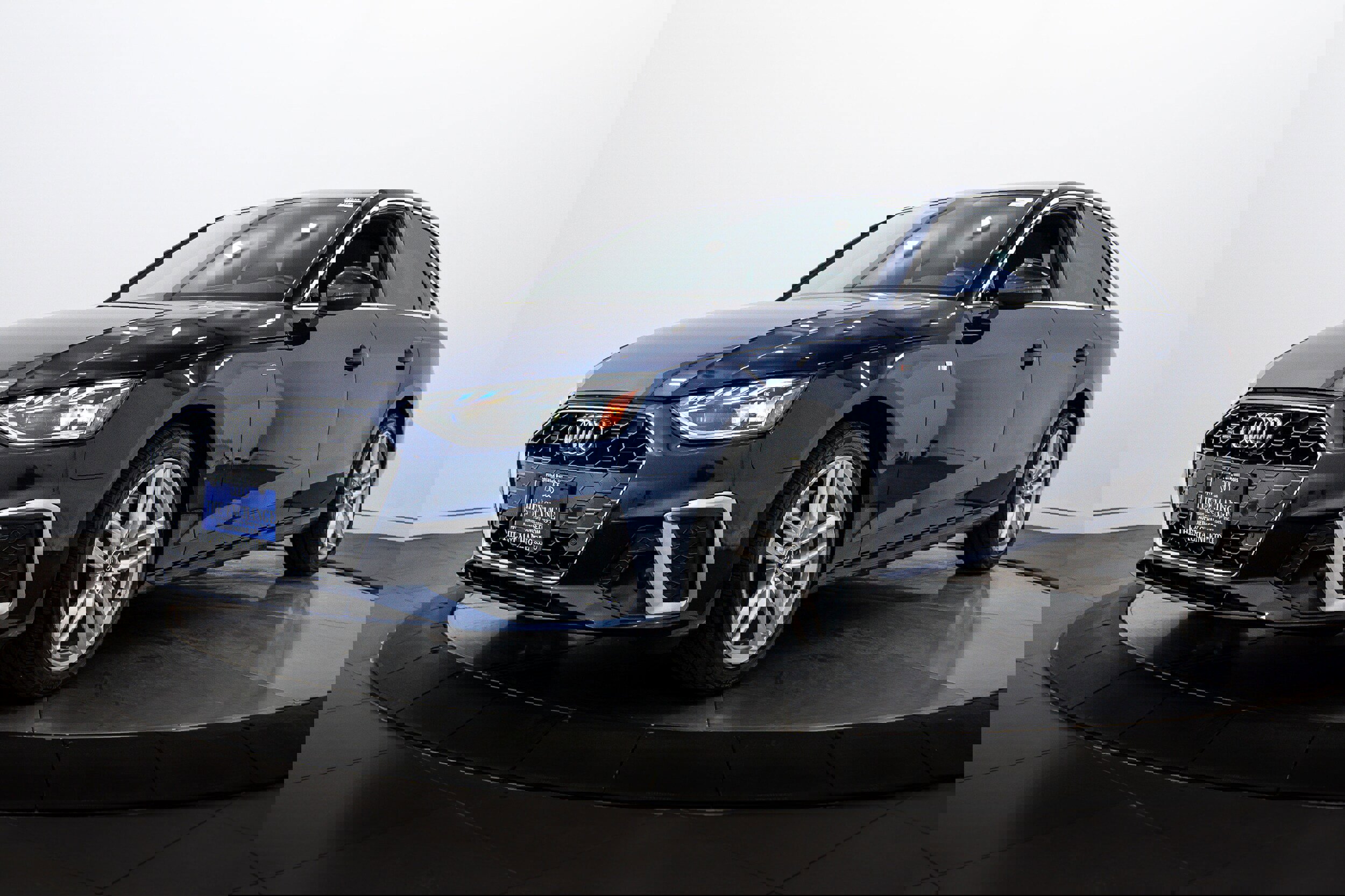 Used 2020 Audi A4 2.0T Premium Plus image 7