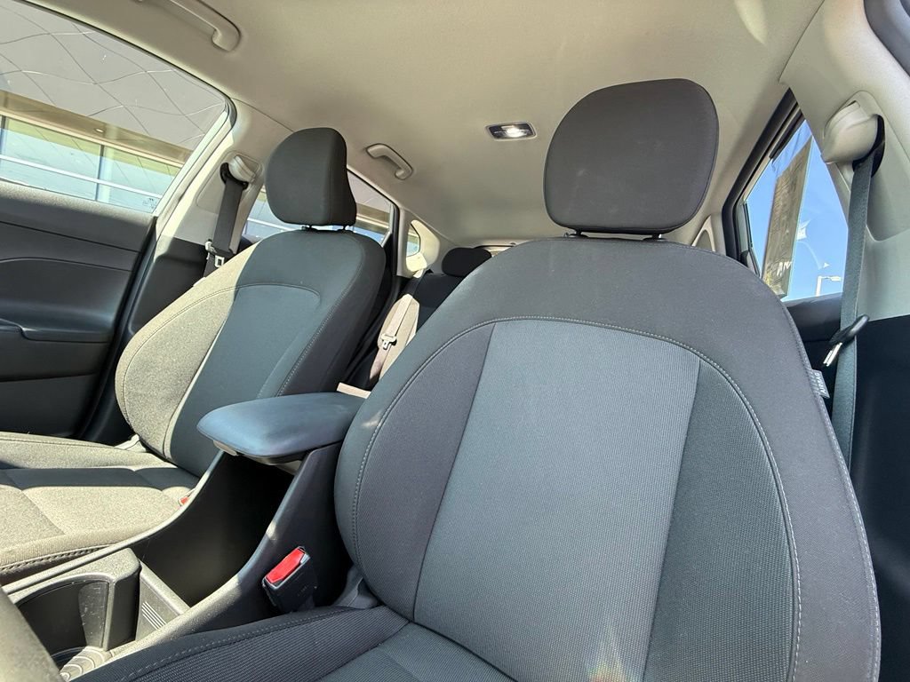 Certified 2025 Hyundai Kona SEL FWD image 13