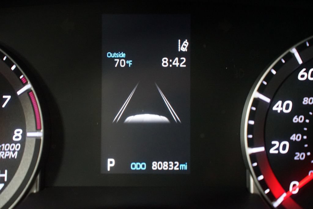 Used 2021 Toyota Highlander L FWD image 15