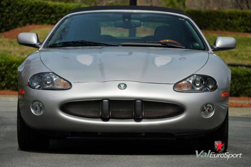 Used 2003 Jaguar XK8 XKR Convertible image 7