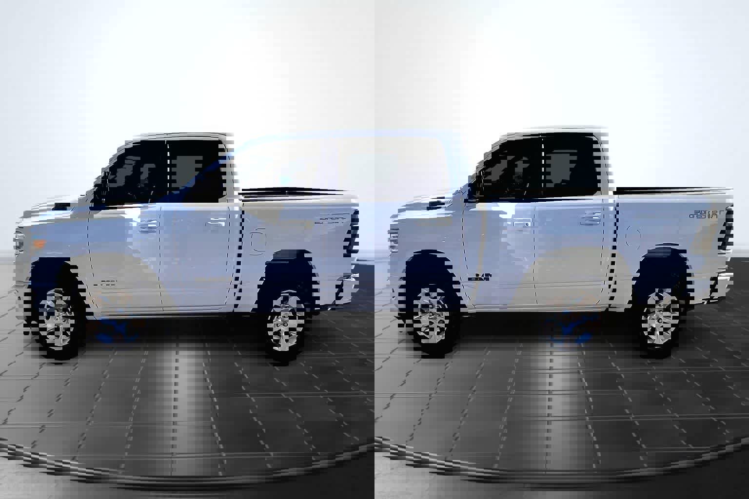 Used 2021 RAM 1500 Big Horn w/ Trailer Tow Group AWD/4WD image 3