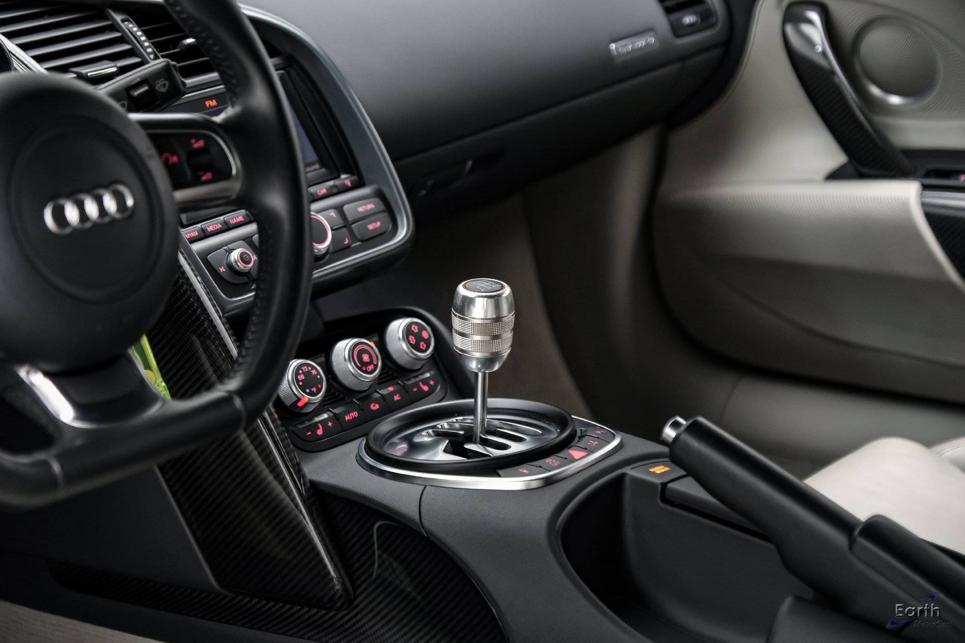 Used 2011 Audi R8 V10 AWD/4WD image 55
