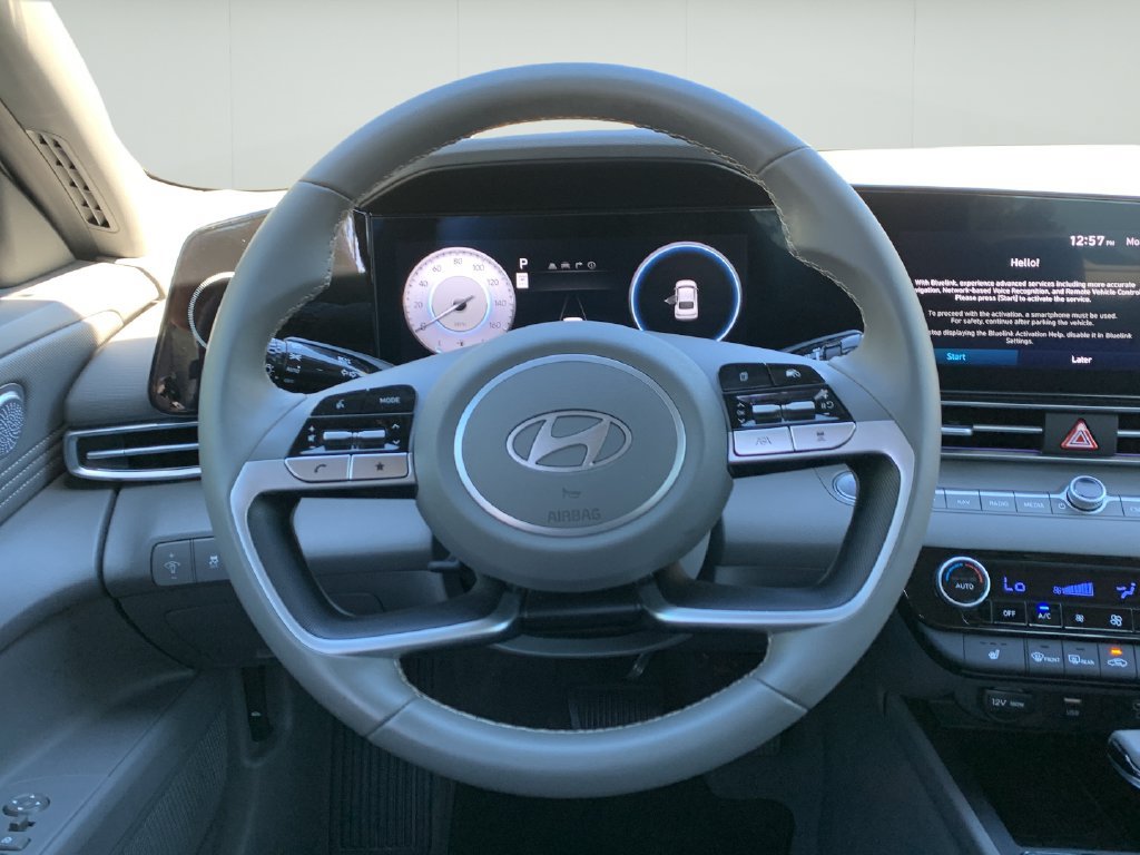 Certified 2024 Hyundai Elantra SEL w/ Convenience Package FWD image 21