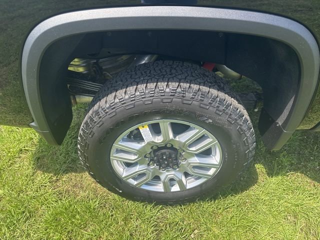 New 2025 Chevrolet Silverado 2500 LT image 10