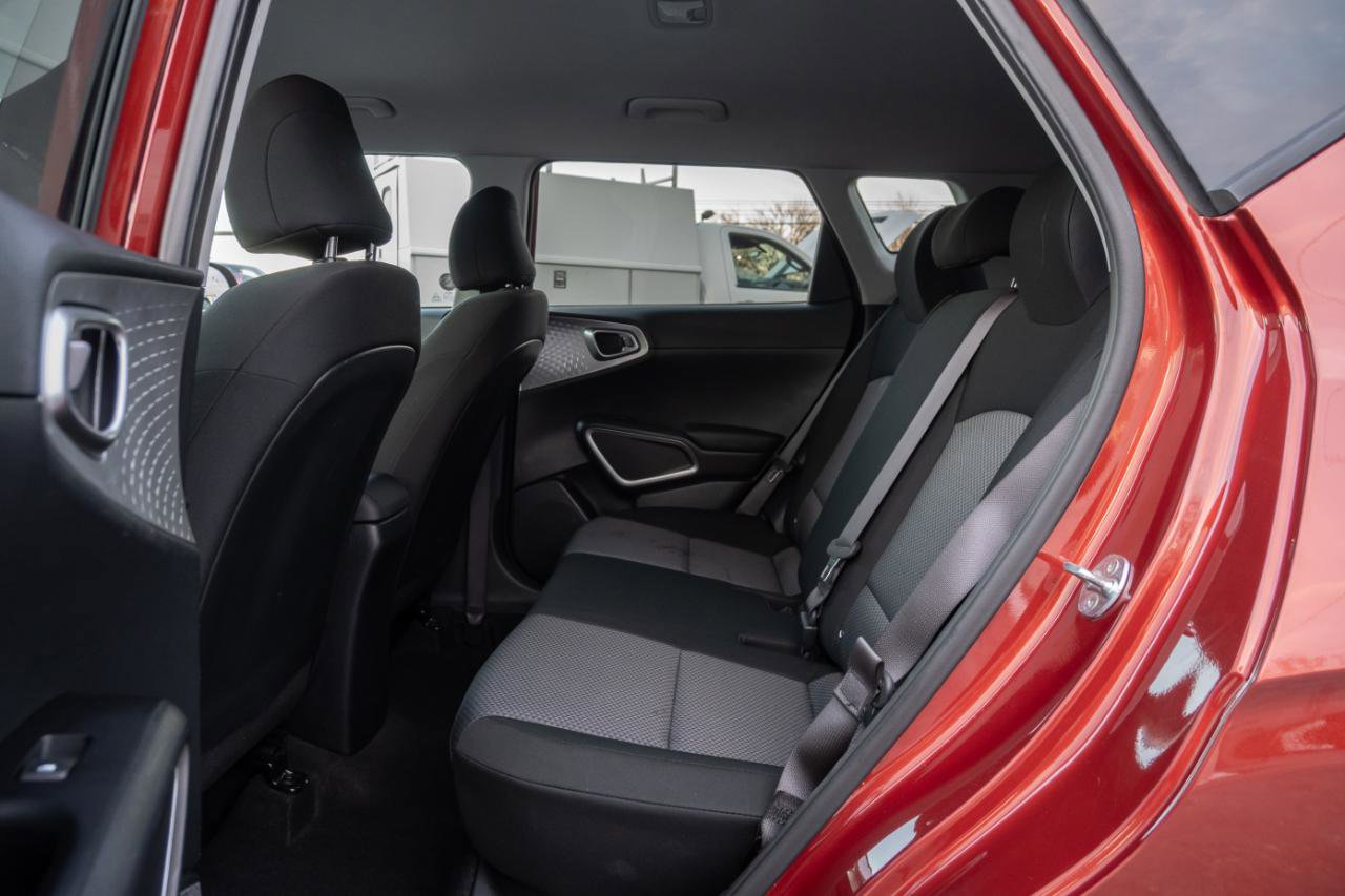 Used 2024 Kia Soul LX w/ Option Group 015 FWD image 22