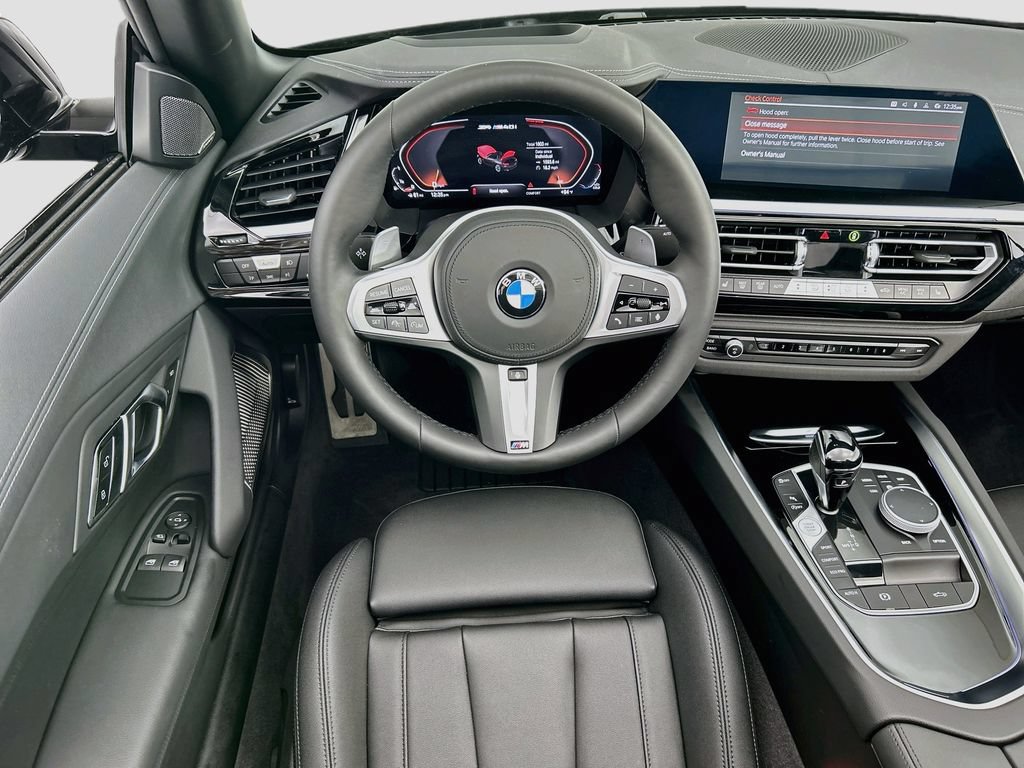 Used 2025 BMW Z4 M40i w/ Premium Package RWD image 18