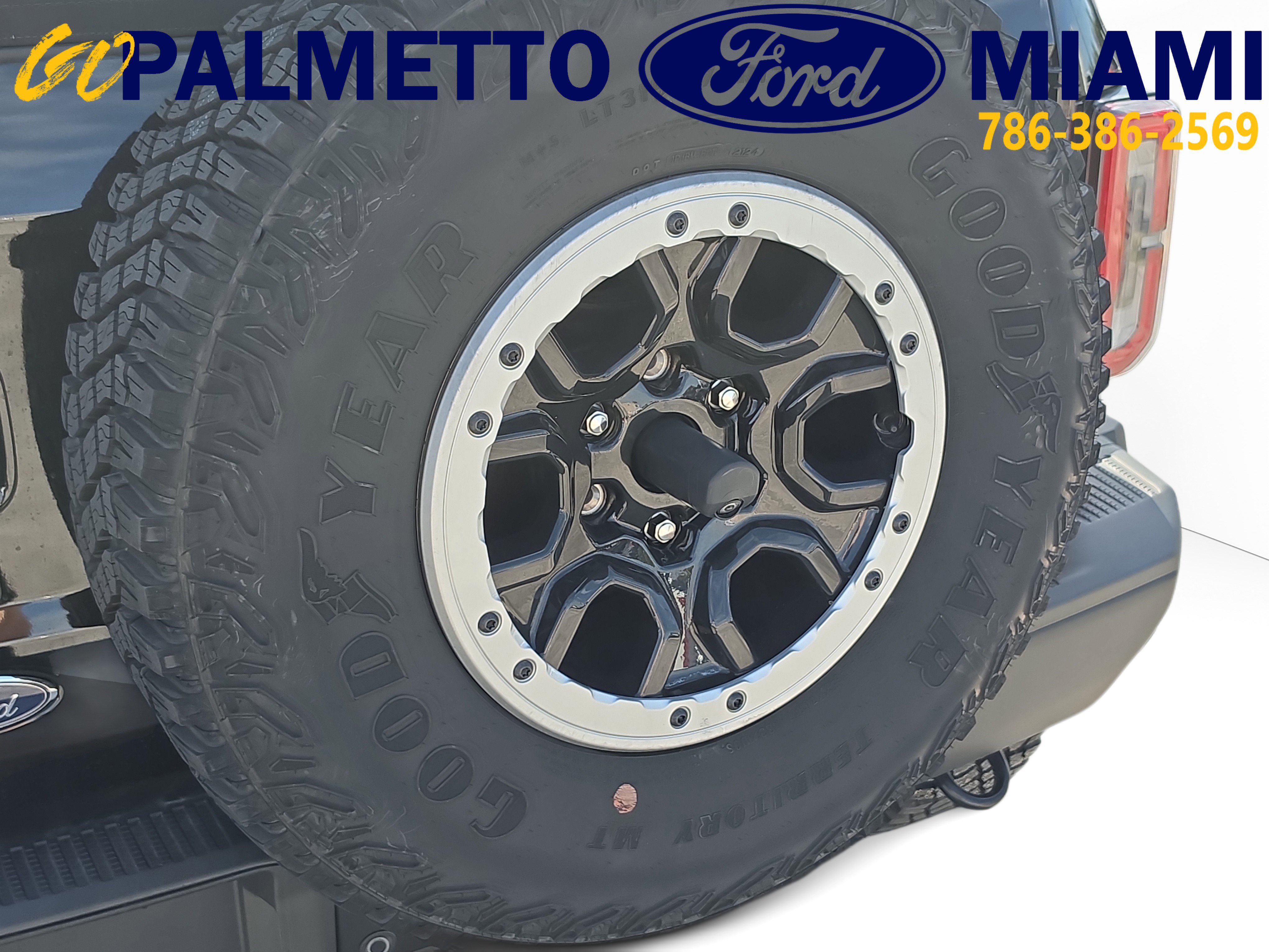 Used 2024 Ford Bronco Badlands AWD/4WD image 7