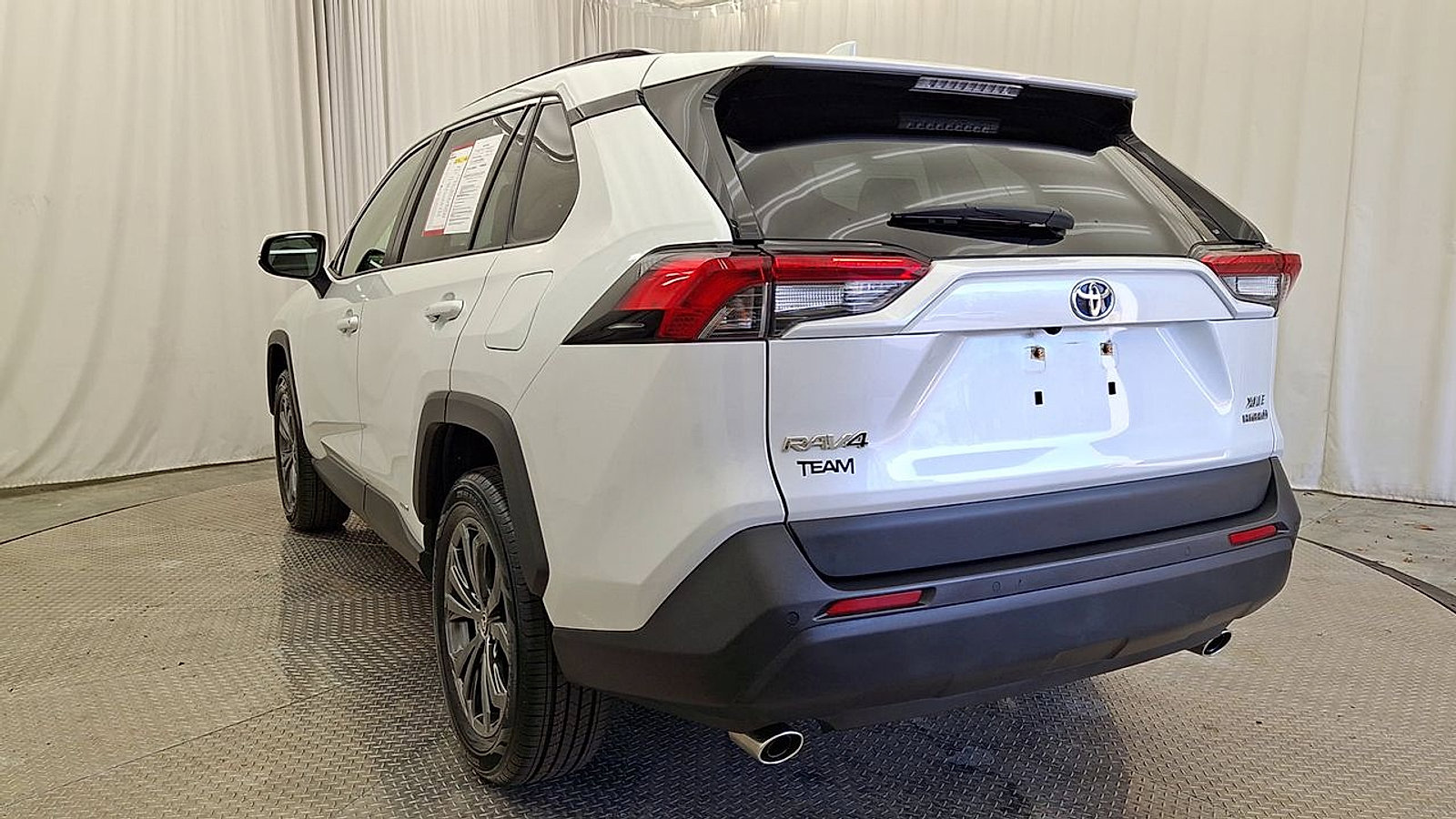 Certified 2023 Toyota RAV4 XLE Premium image 9