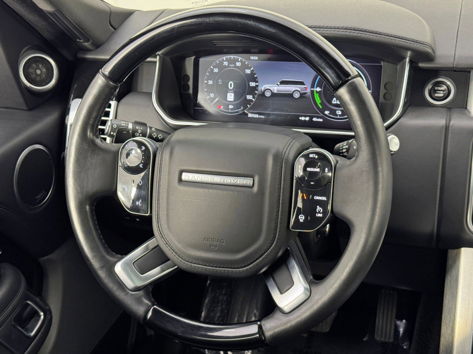 Used 2020 Land Rover Range Rover HSE image 22