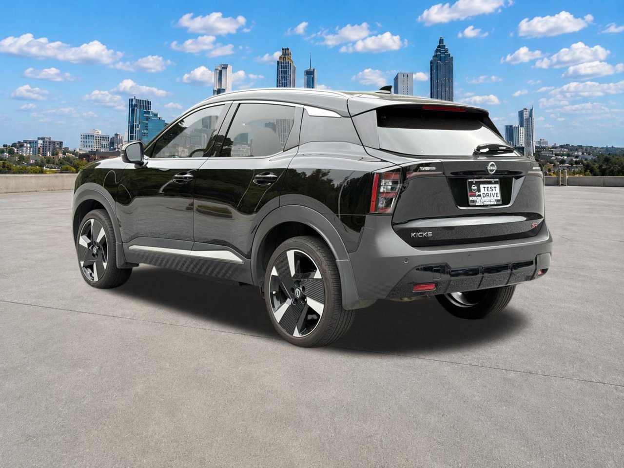 Certified 2025 Nissan Kicks SR FWD image 24