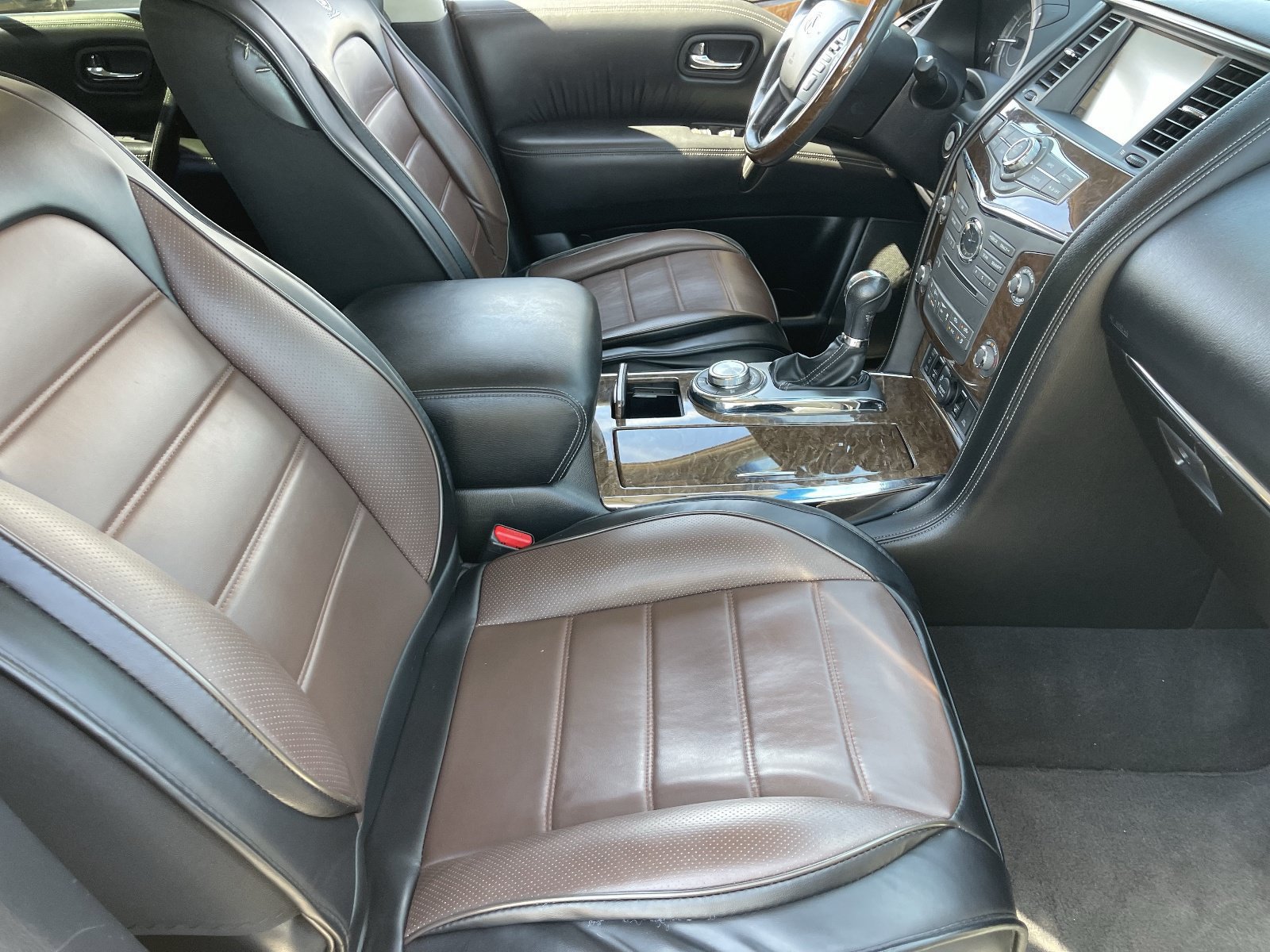Used 2017 INFINITI QX80 4WD w/ Driver Assistance Package image 13