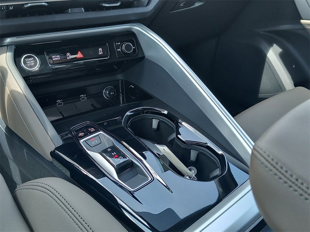 New 2025 Audi Q5 Premium Plus image 10