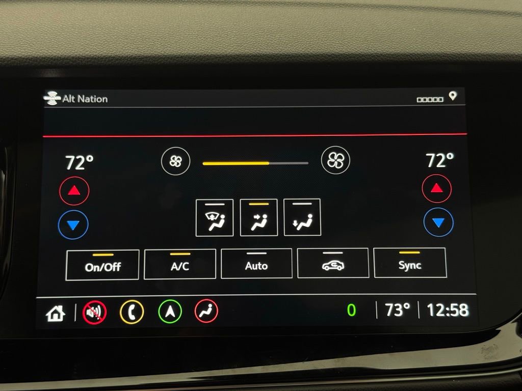 Used 2023 Buick Envision Avenir image 31