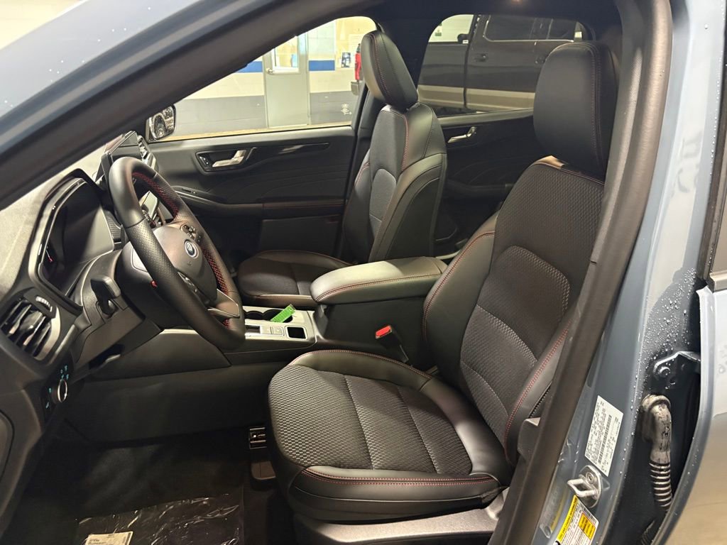 New 2026 Ford Escape ST-Line w/ Tech Pack #1 image 8