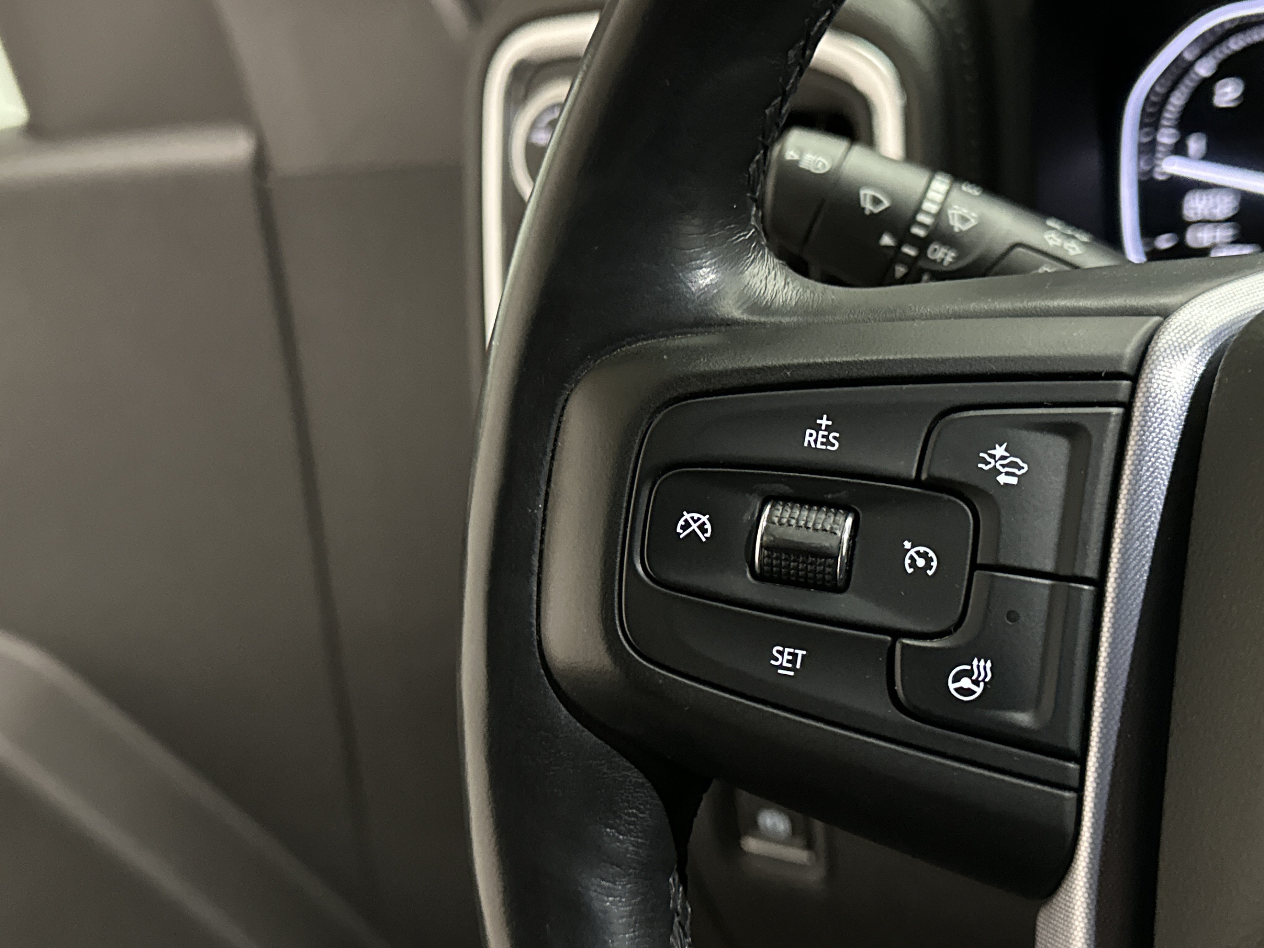 Used 2019 GMC Sierra 1500 SLE w/ SLE Convenience Package AWD/4WD image 30