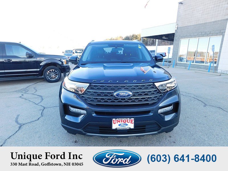 Used 2022 Ford Explorer XLT w/ Equipment Group 202A AWD/4WD image 3